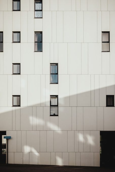 Strahlend saubere Fassaden für einen gepflegten Eindruck rund um Ihre Gebäude.